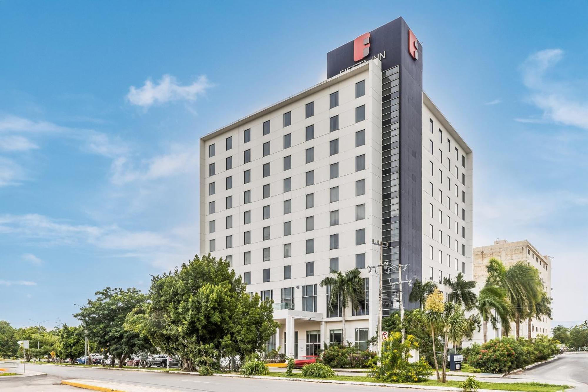Fiesta Inn Мерида Екстериор снимка