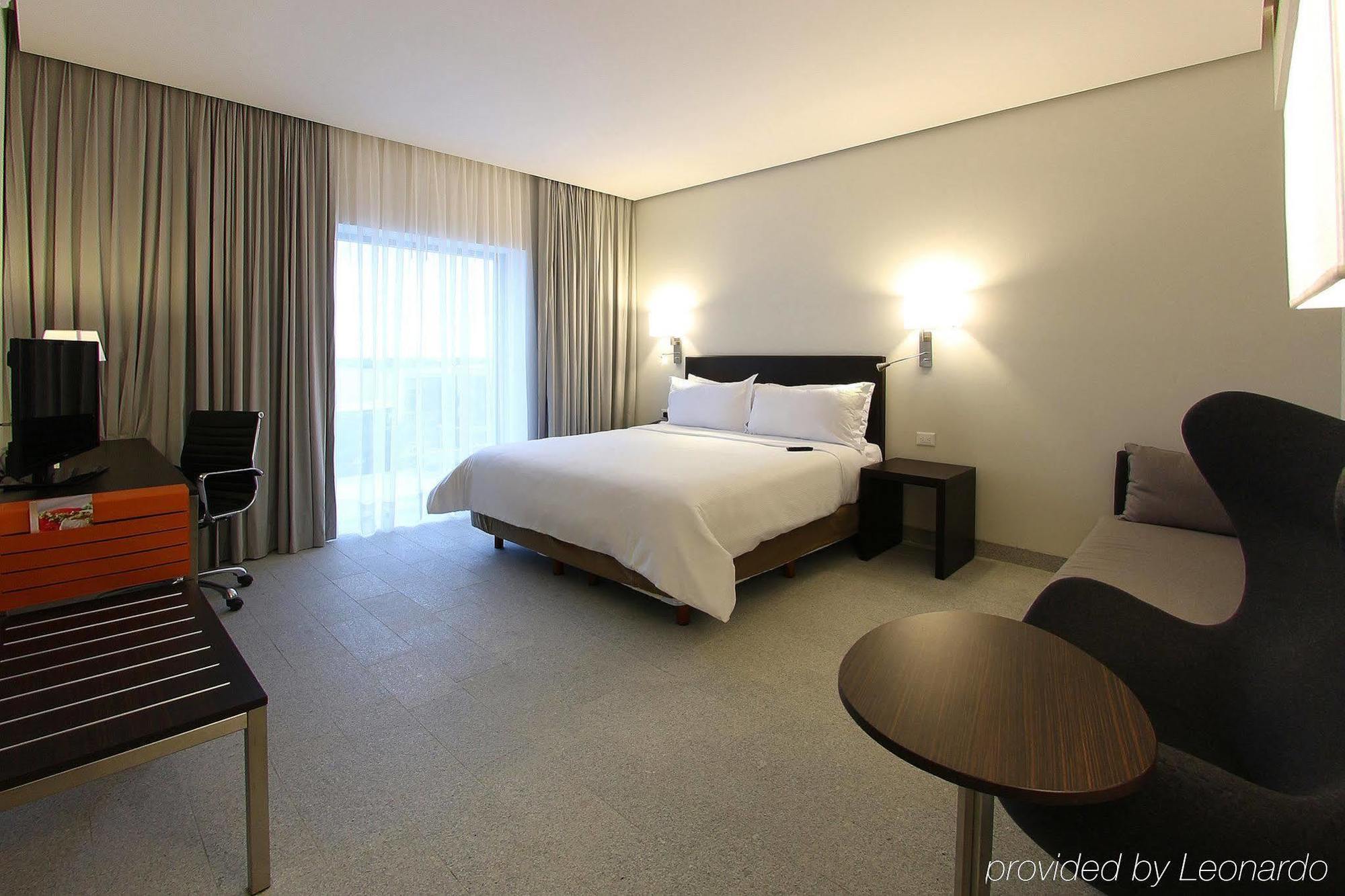 Fiesta Inn Мерида Екстериор снимка